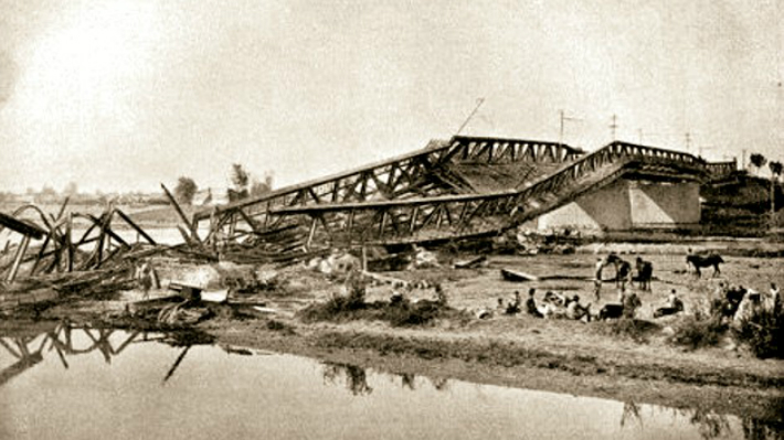 Podul de peste Prut distrus de război, Cernăuți